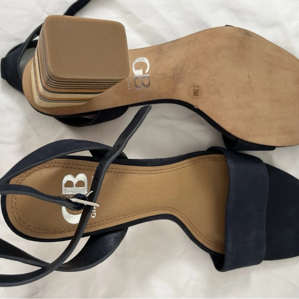 Gianni Bini Black and Tan Heels with Striped Block Heel - Picture 7 of 7